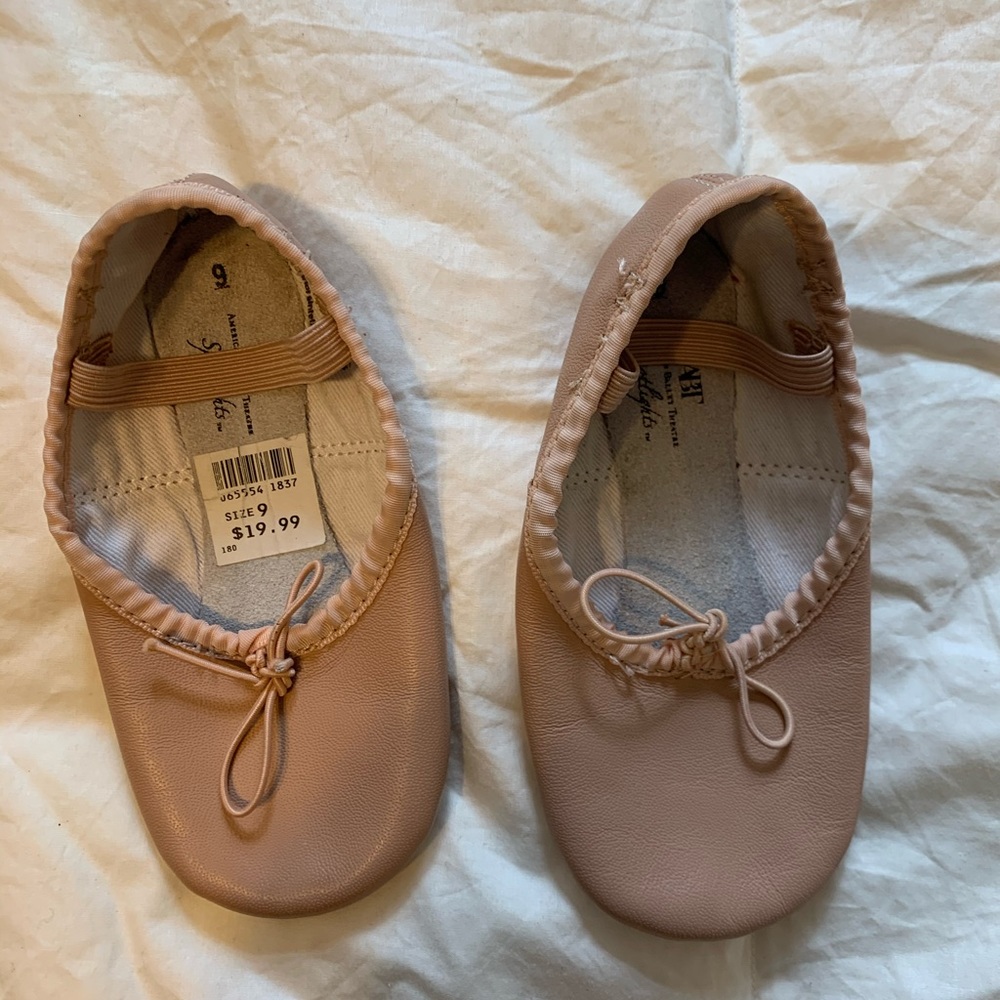 PINK BALLET SLIPPERS